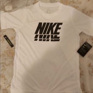 NEW! NIKE dri-fit